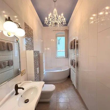 90qm Luxus Im Schloss Cotta Apartment Dohma