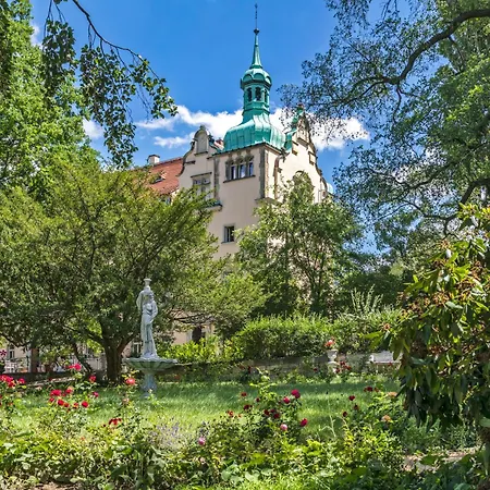 90qm Luxus Im Schloss Cotta *
